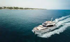 Greenline-yachts-48-Fly