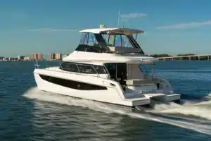 aquila-power-catamarans-42